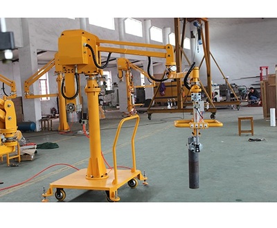 山東助力機械手與通訊設備的融合創新